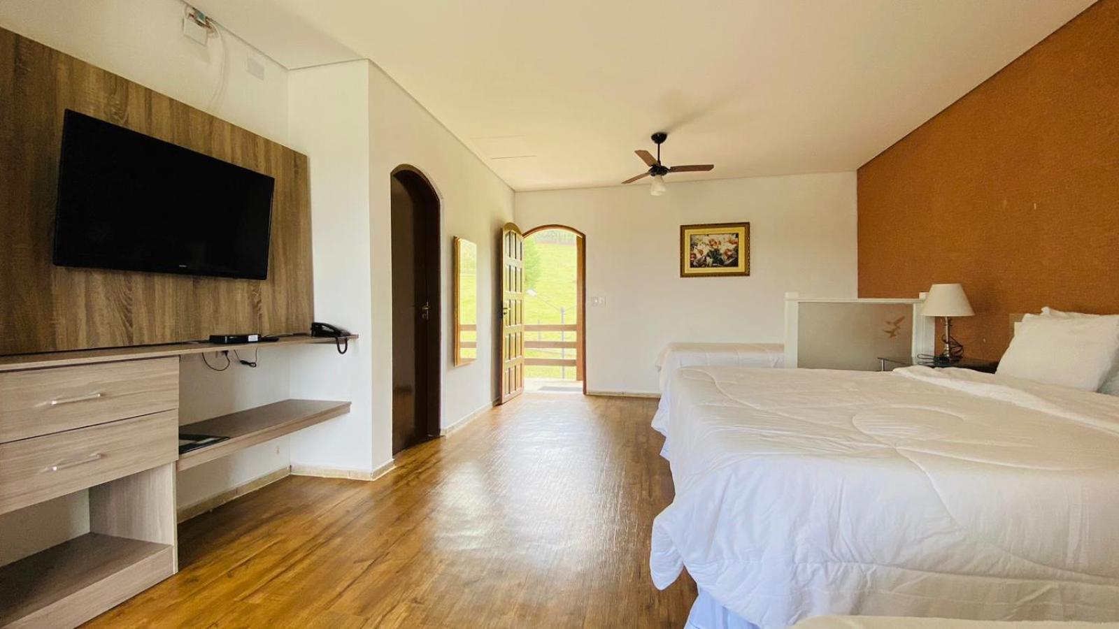 Paraty Hotel Fazenda & Spa Ibiuna Bagian luar foto